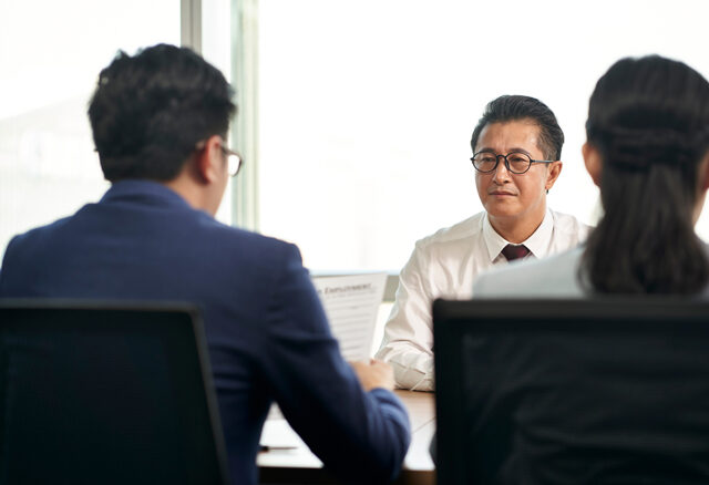 台灣新聞通訊社-文組畢業當房仲賺更多？10年老鳥勸退：撐不過3個月