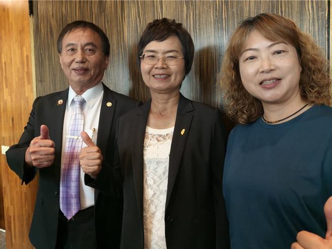 台灣新聞通訊社-陳素月反擊邱建富要「民眾心中自有一把尺」 強調提名是經正式初選