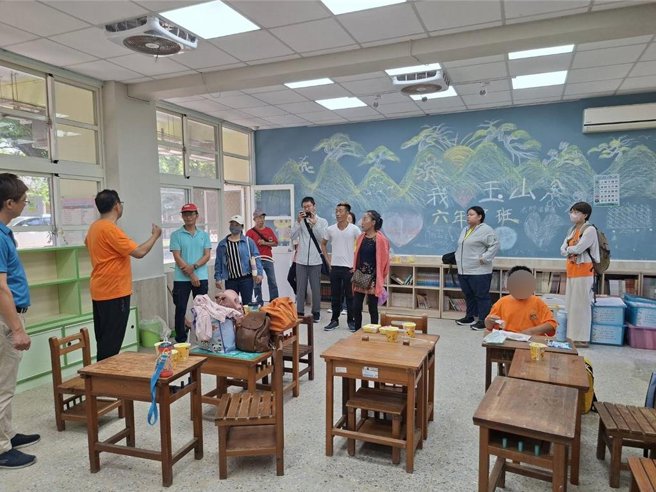 台灣新聞通訊社-台南山中小校裁併 瑞峰國小7學童28公里外寄宿、就學