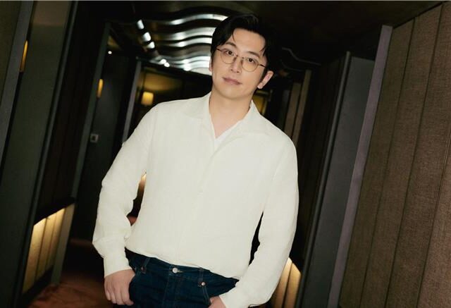 台灣新聞通訊社-大陸男星白客手臂巨粗襯衫緊繃　「人夫感天花板」認天生體質特異