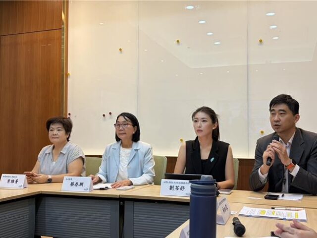 台灣新聞通訊社-電子煙校安通報3年暴增7倍 蔡春綢、劉芩妤提3方向6訴求：查來源、斷通路