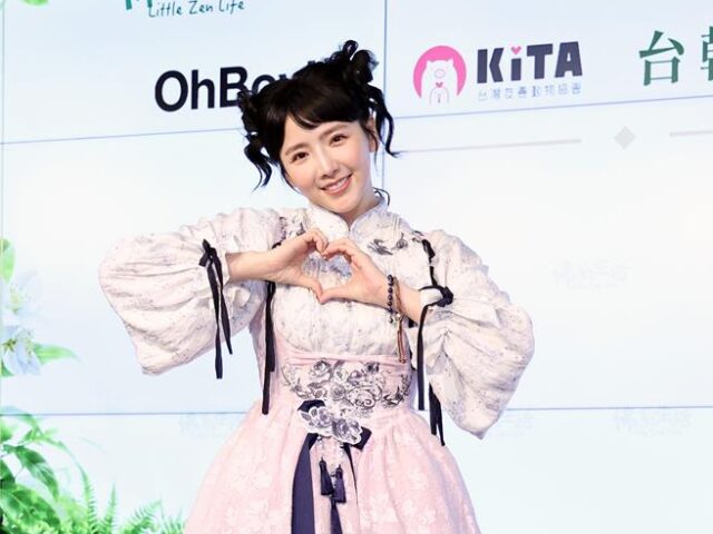 台灣新聞通訊社-遭小優造謠消失16個月  女星首露面突宣布「嫁了」對象曝