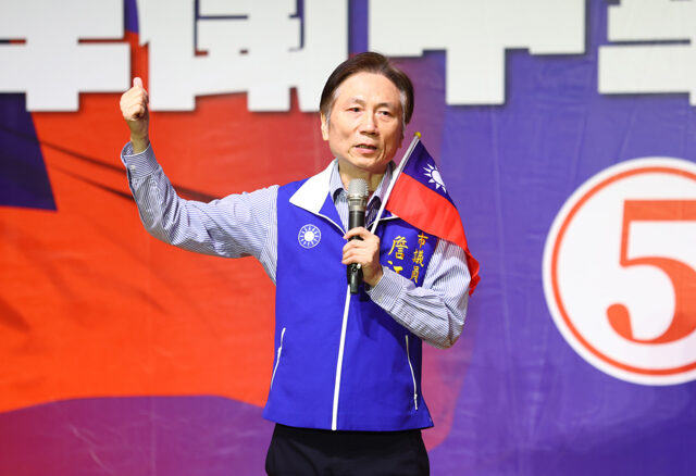 台灣新聞通訊社-突宣布6月26日眼角膜移植手術 詹江村憶昔1事造成職業傷害