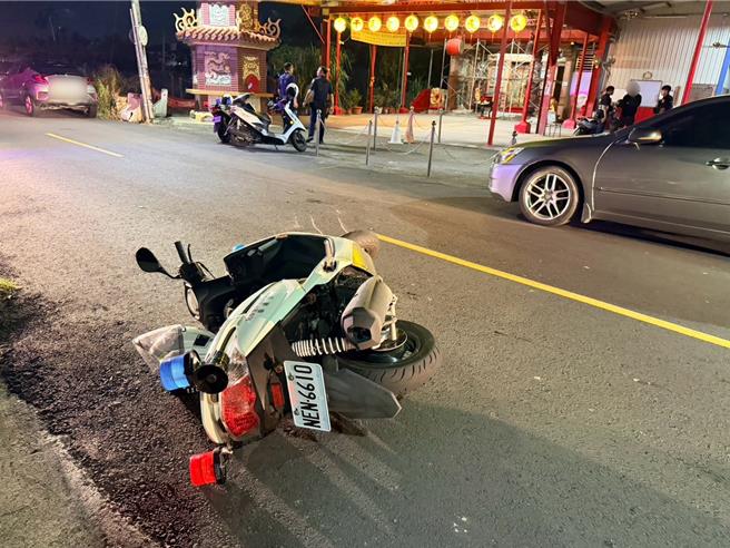 台灣新聞通訊社-屏東毒男開車逆向違停還「撞傷警」 檢方聲押獲准