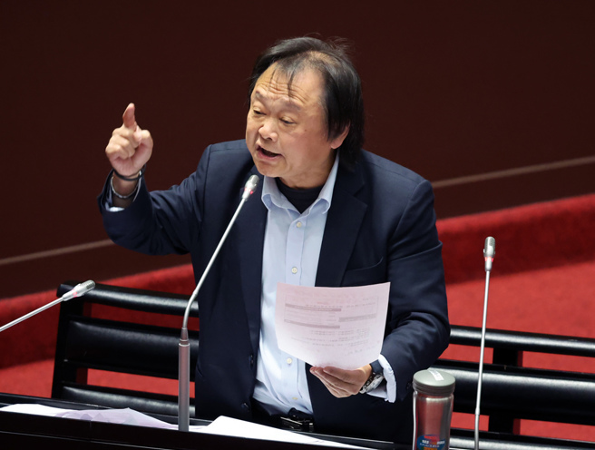台灣新聞通訊社-拋沈伯洋副手找鄭麗君讓賴傻眼？王世堅要追究誰傳出去的