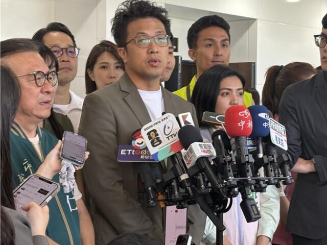 台灣新聞通訊社-沈伯洋酸「蔣不聽」只會表演  挨轟：與側翼沆瀣一氣實在悲哀