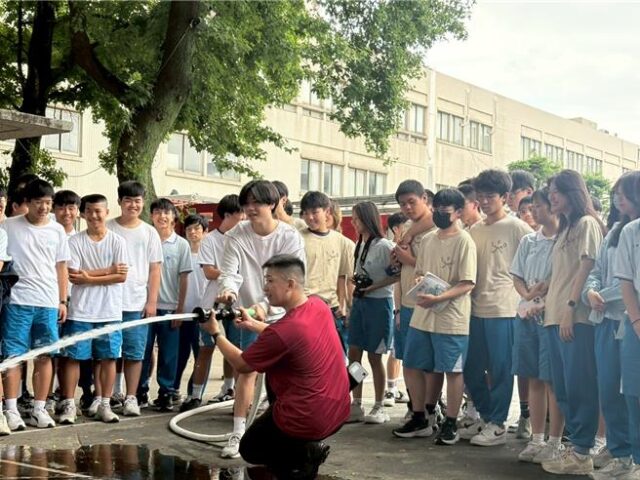 台灣新聞通訊社-復旦高中防災實境課登場 地震煙流演練全面啟動