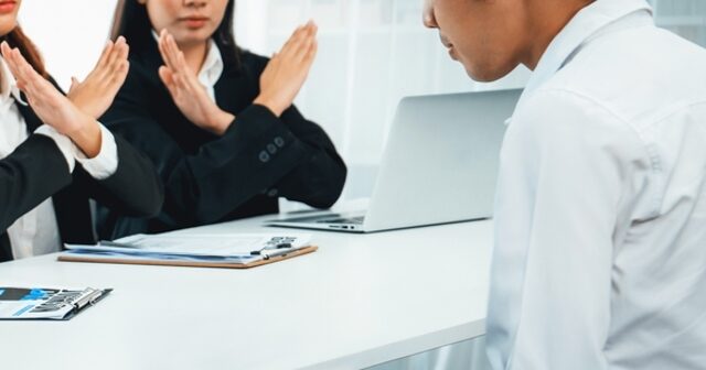 台灣新聞通訊社-面試完確認入職時間「還能反悔？」 一票人說真話
