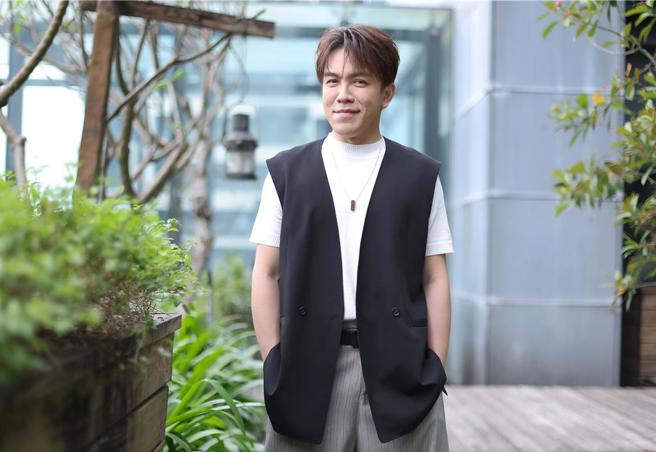 台灣新聞通訊社-許志豪大膽放話：要追你　親吐與羅志祥40年「情緣」