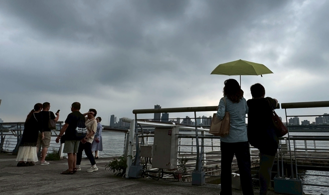 台灣新聞通訊社-天氣》明雨勢暫歇！下周梅雨開炸「狂轟全台連7天」