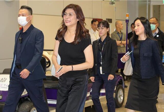 台灣新聞通訊社-鄭麗文訪美返台 牛煦庭：國民黨對外交流不是民進黨能壟斷