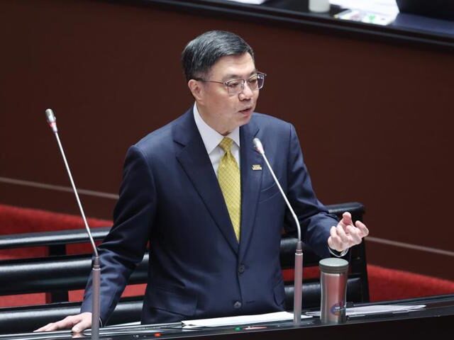 台灣新聞通訊社-主持推動轉型正義會報 卓揆：積極推動中正紀念堂中長程轉型