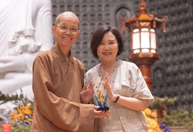台灣新聞通訊社- 惠中寺未來與希望講座　詹慶齡談閱讀改變生命的力量