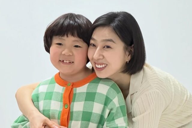 台灣新聞通訊社-《鐵拳教育》振宇媽媽戲裡戲外太反差！同劇演員曬暖舉：她救了我