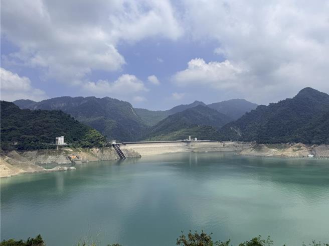 台灣新聞通訊社-梅雨兩日讓全台水庫喝進快1.2億噸 已略助南部水情