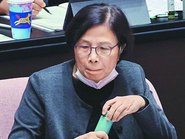 台灣新聞通訊社-藍委砲轟楊珍妮：有一絲羞愧就應該立刻辭職