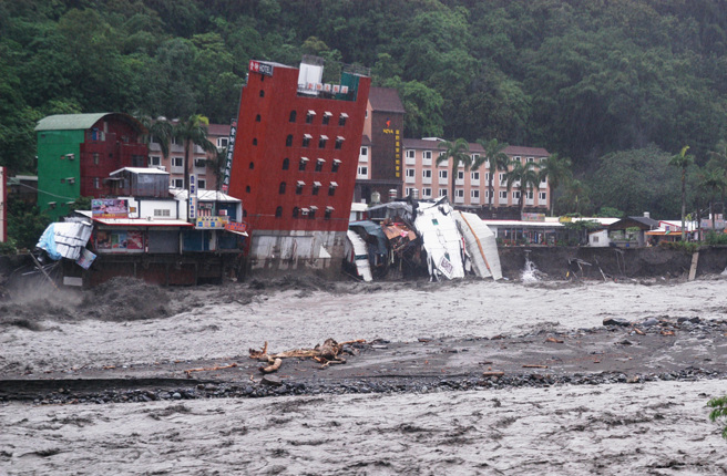 台灣新聞通訊社-大旱後的大雨最可怕 專家曝致命「旱澇交替」：八八風災是借鏡