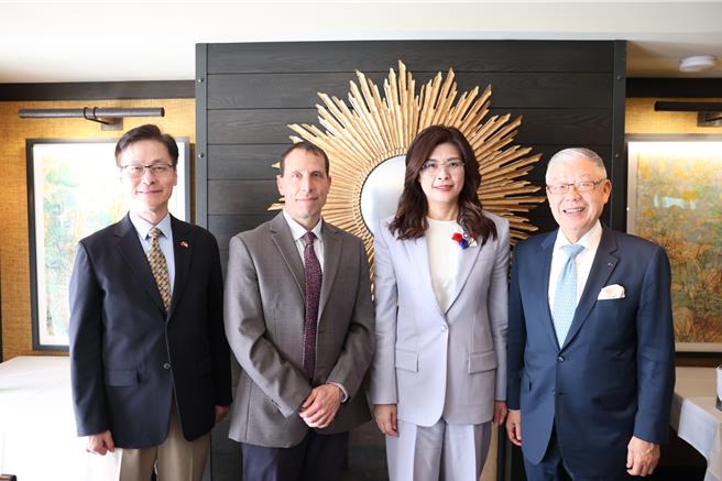 台灣新聞通訊社-鄭麗文會美學者談台海和平 籲理性對話降低戰爭風險