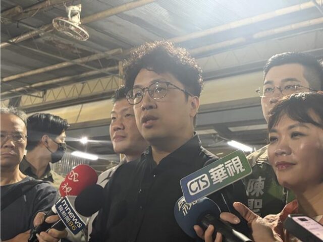 台灣新聞通訊社-沈伯洋推「三宅」救內湖交通  藍營狠酸「不是課金就能當大爺」