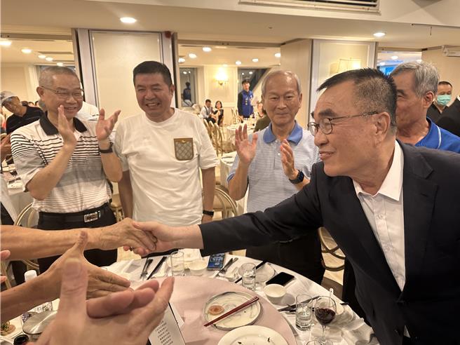 台灣新聞通訊社-綠營公布「自做」民調 李競辦轟違背常理：只為帶風向