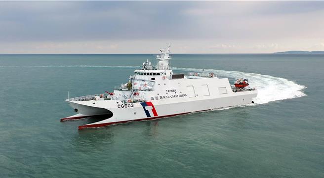 台灣新聞通訊社-陸公務船又來「東部執法」海巡派5艦強勢監控