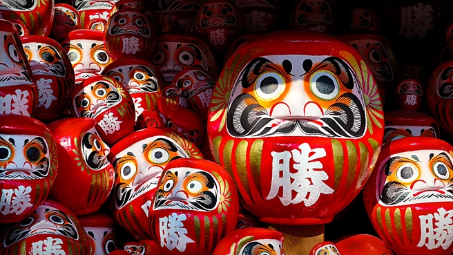 台灣新聞通訊社-到大阪勝尾寺參拜!買達摩回家放臥室竟連續做惡夢 內行曝1原因
