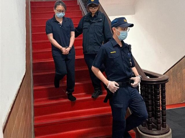 台灣新聞通訊社-惡保母姊妹虐死剴剴遭判無期、18年  法官延長羈押2個月