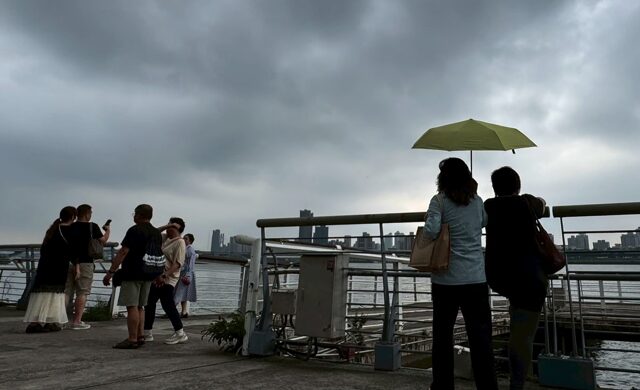台灣新聞通訊社-梅雨邁入尾聲！端午連假天氣時程1圖秒懂 2地區仍持續午後雷陣雨