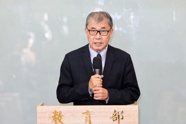 台灣新聞通訊社-「鐵拳教育」夯教長卻不認戲劇引共鳴  葉元之未受影響堅持問下去