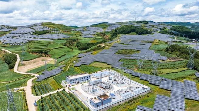台灣新聞通訊社-半年增一倍!美報告:陸在低碳工業項目占主導地位