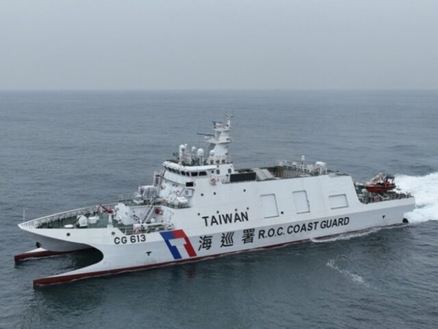 台灣新聞通訊社-大陸科研船侵入東部海域！ 海巡署進行強制驅離