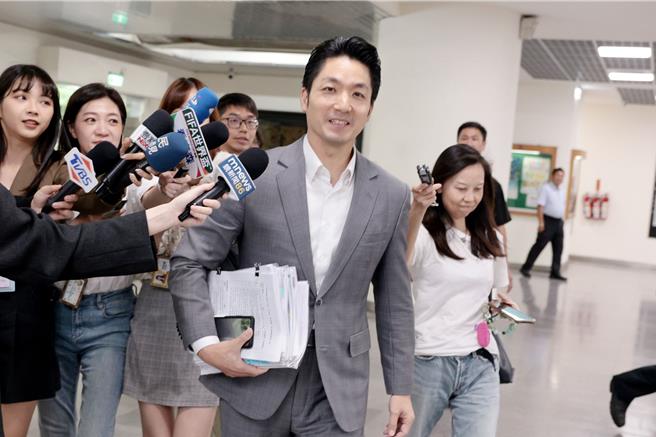 台灣新聞通訊社-李四川「三重」台語唸法遭綠質疑 蔣萬安笑答神回