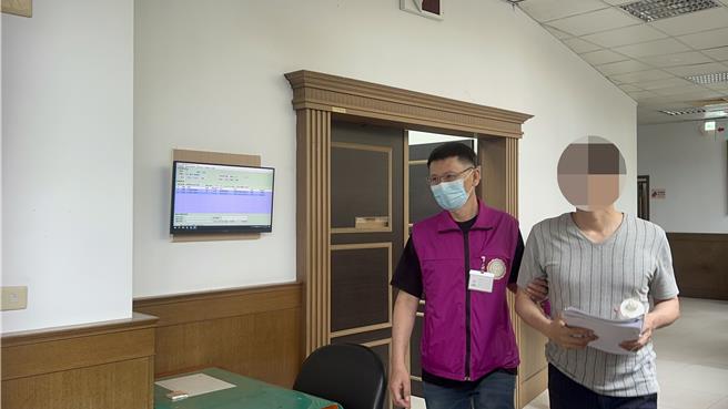 台灣新聞通訊社-網賣二手機欠稅280萬！他拒友籌150萬救援 管收所過端午節