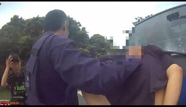 台灣新聞通訊社-AI神眼逮毒駕！失蹤男開贓車掛偽牌上路 淡水警包夾逮人