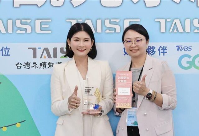 台灣新聞通訊社-雲林縣副縣長獲永續觀光傑出人物獎 布袋戲教育計畫摘銀