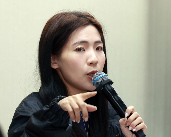 台灣新聞通訊社-批T-34C教練機問題多 徐巧芯：飛行員能自救的空間有限