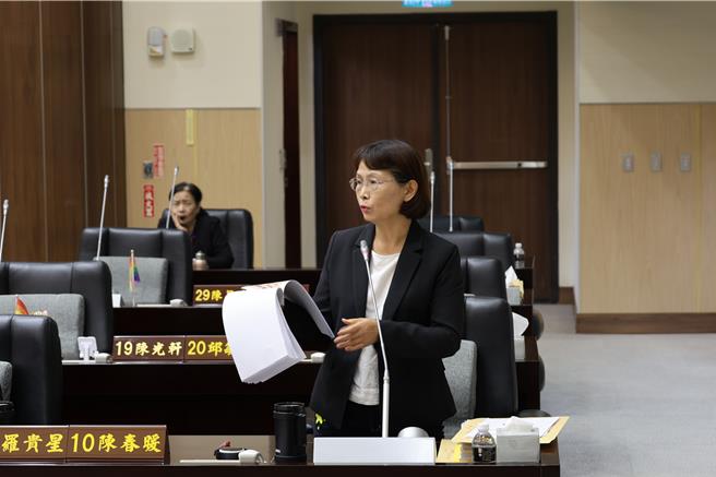 台灣新聞通訊社-卓蘭鎮「水果王國」淪口號？議員籲設水果博物館展售中心