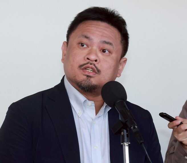 台灣新聞通訊社-勞部徵駕駛薪資低於最低工資 勞長坦承誤植