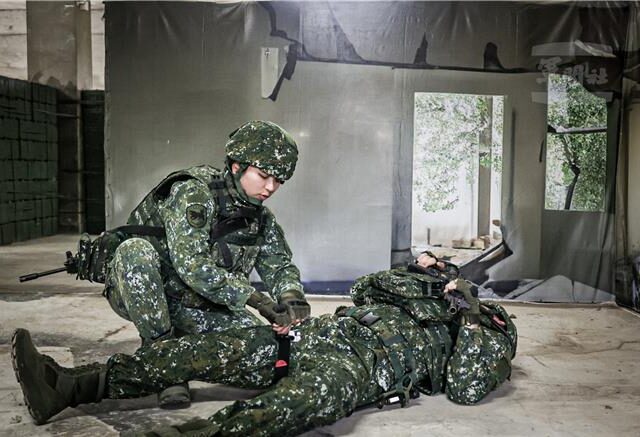 台灣新聞通訊社-役齡男子逃兵、躲避教召   國防部擬修法至少關1年  無法易科罰金