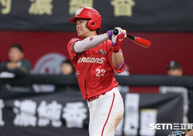 台灣新聞通訊社-中職／被2冠軍教頭點名味全本季奇兵　劉俊緯卻自認成績「普普」