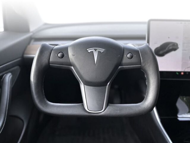 台灣新聞通訊社-FSD台灣上路倒數？Tesla向車安中心送件、一次買斷方案即將下架