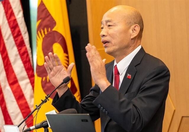 台灣新聞通訊社-韓國瑜訪美規格比鄭麗文高！藍稱「綠刻意挑撥」：蘋果橘子沒有比較必要