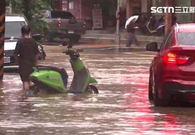 台灣新聞通訊社-為何南部淹積水比北部嚴重？氣象粉專曝2關鍵原因：有災情不意外