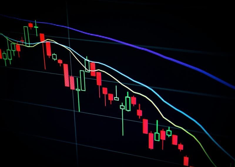 台灣新聞通訊社-AI泡沫破裂？美股恐崩跌20%　外媒點名2檔ETF保本