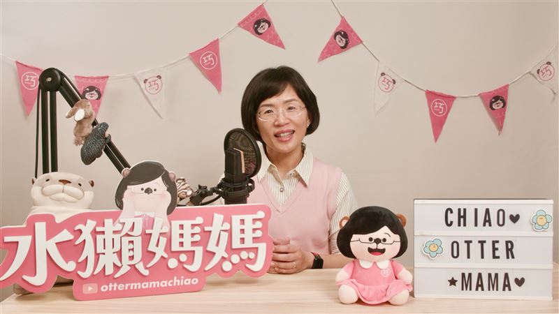 台灣新聞通訊社-六四37週年　「水獺媽媽」蘇巧慧選讀人權繪本：自由民主不是從天而降