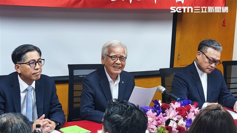 台灣新聞通訊社-長虹大賺半個股本「公司治理」卻不佳？李文造無奈嘆：連衛生紙都很省！