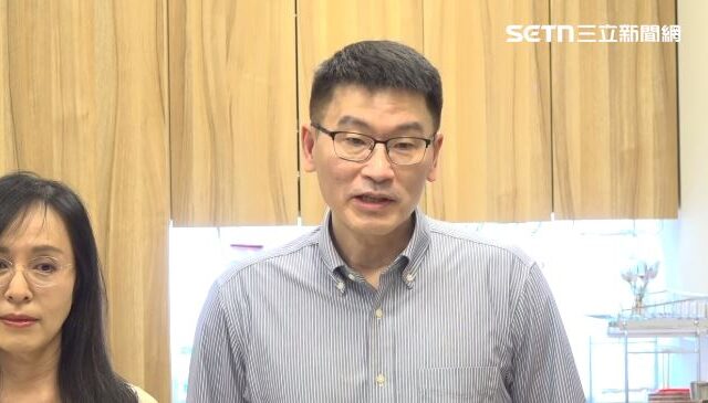 台灣新聞通訊社-買200包鳳梨釋迦冰棒！梁文傑失言致歉　陳瑩「笑虧一句」：可以買很多