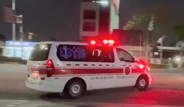 台灣新聞通訊社-基隆4歲童3樓墜落擦撞遮雨棚　左手骨折住院治療