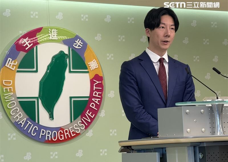 台灣新聞通訊社-黃國昌出書控洪慈庸落跑！范雲批不人道　吳崢轟極度自戀：做人要有限度