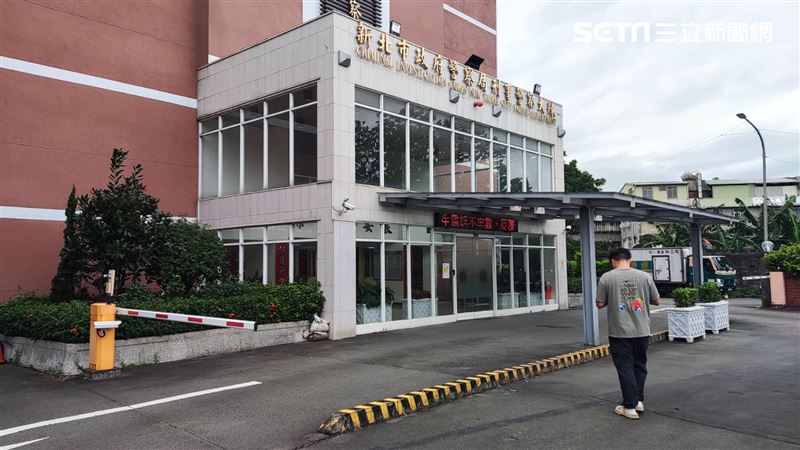台灣新聞通訊社-離譜！新北刑大組長受訓託下屬代簽1.2萬件公文　督察介入調查中
